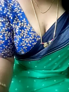 Snapshot of your-sameera chatting on 12.15.24 your-sameera online show from 12.15.24