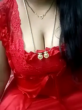 Snapshot of your-sameera chatting on 01.06.25 your-sameera online show from 01.06.25