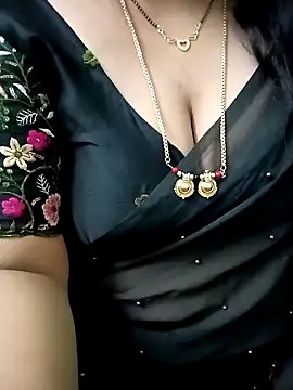 Snapshot of your-sameera chatting on 01.18.25 your-sameera online show from 01.18.25
