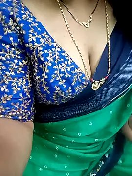 Snapshot of your-sameera chatting on 01.19.25 your-sameera online show from 01.19.25