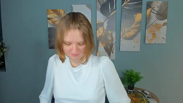 Snapshot of LilianSwall chatting on 01.10.26 LilianSwall online show from 01.10.26