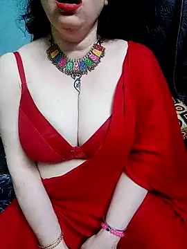 Snapshot of Raja_Ranii chatting on 03.19.25 Raja Ranii online show from 03.19.25