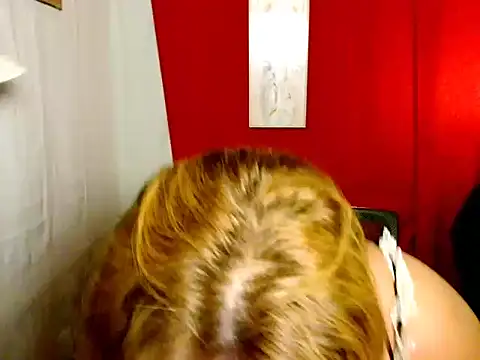 Snapshot of UrAmazingCassy chatting on 09.30.25 UrAmazingCassy online show from 09.30.25