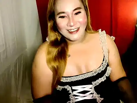 Snapshot of UrAmazingCassy chatting on 10.04.25 UrAmazingCassy online show from 10.04.25