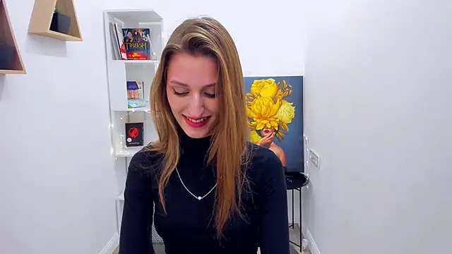 Snapshot of NaturalBeaty chatting on 01.15.25 NaturalBeaty online show from 01.15.25