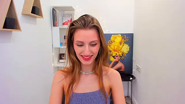 Snapshot of NaturalBeaty chatting on 02.07.25 NaturalBeaty online show from 02.07.25