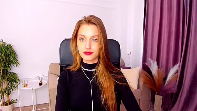 Snapshot of NaturalBeaty chatting on 03.16.25 NaturalBeaty online show from 03.16.25