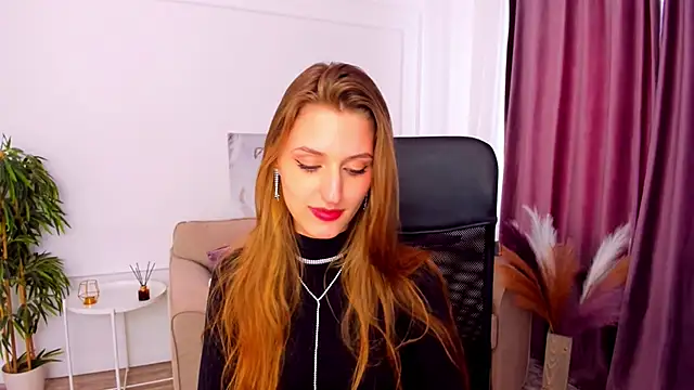 Snapshot of NaturalBeaty chatting on 03.16.25 NaturalBeaty online show from 03.16.25