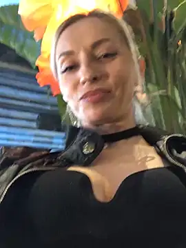 Snapshot of Diamond_Bunny_ chatting on 03.07.25 Diamond Bunny online show from 03.07.25