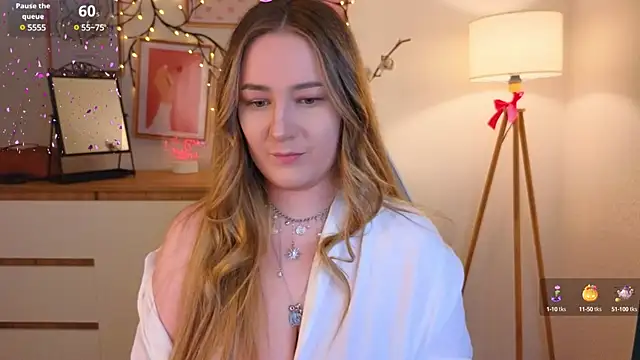 Emma B1uem online show from 01.18.25