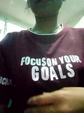 Snapshot of cute_simmy0 chatting on 03.11.26 cute simmy0 online show from 03.11.26