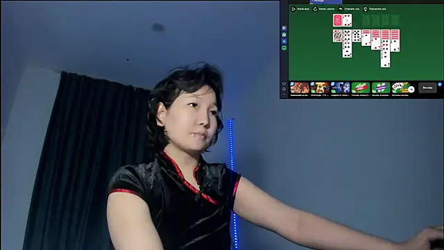 himeros goddess online show from 12.11.24