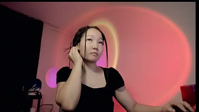 himeros goddess online show from 01.26.25