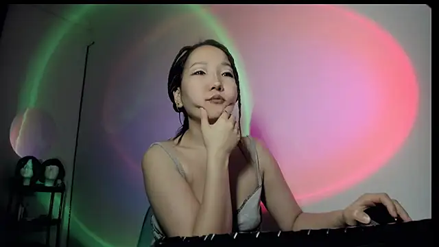 himeros goddess online show from 01.27.25