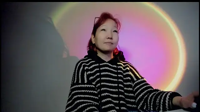 himeros goddess online show from 10.16.25