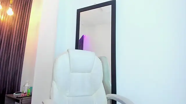 laurin clauz  online show from 09.11.25