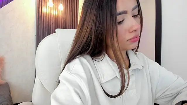 laurin clauz  online show from 10.01.25