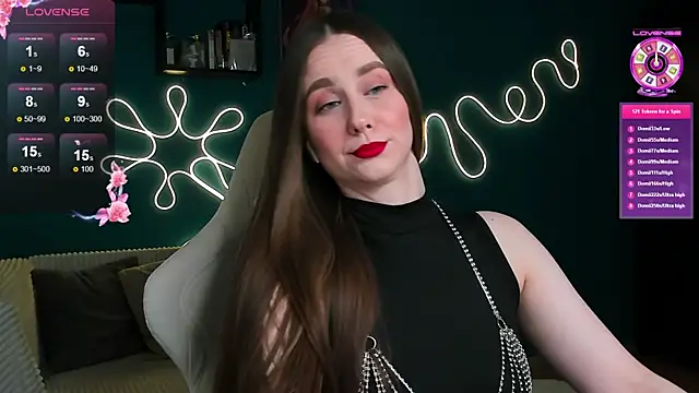 katie taylorr online show from 11.19.25