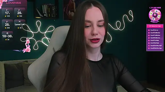 Snapshot of katie_taylorr chatting on 08.08.26 katie taylorr online show from 08.08.26