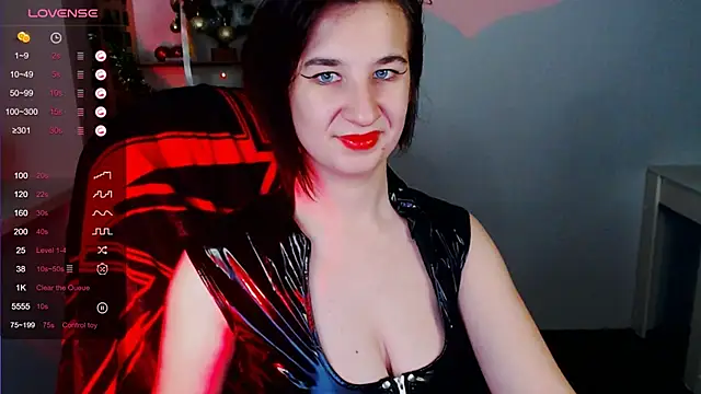 Snapshot of Goddess_Sophie chatting on 12.16.24 Goddess Sophie online show from 12.16.24