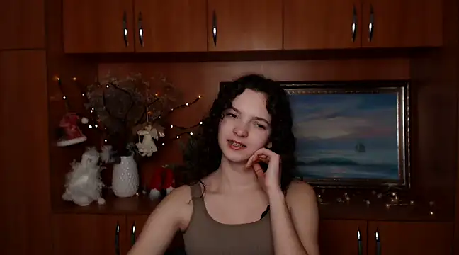  SusieSu  online show from 12.20.24