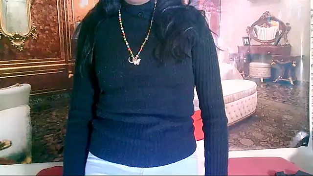 Snapshot of IndianLoveBug chatting on 10.06.25 IndianLoveBug online show from 10.06.25