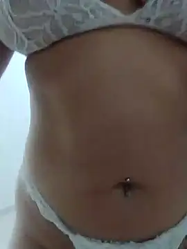 Snapshot of Gabrielleof chatting on 09.27.25 Gabrielleof online show from 09.27.25