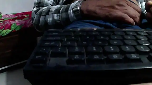 GO LALA online show from 01.21.25