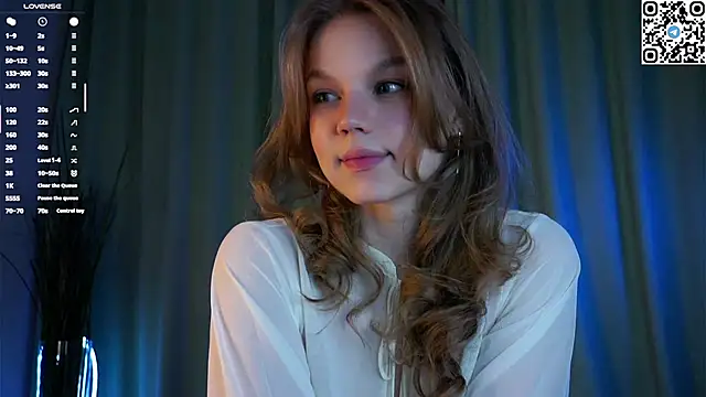 Snapshot of EdlinAlliston chatting on 03.17.25 EdlinAlliston online show from 03.17.25