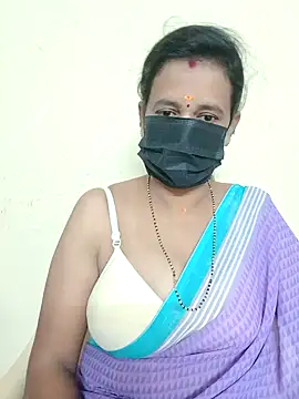 Snapshot of akshara_22 chatting on 12.14.24 akshara 22 online show from 12.14.24