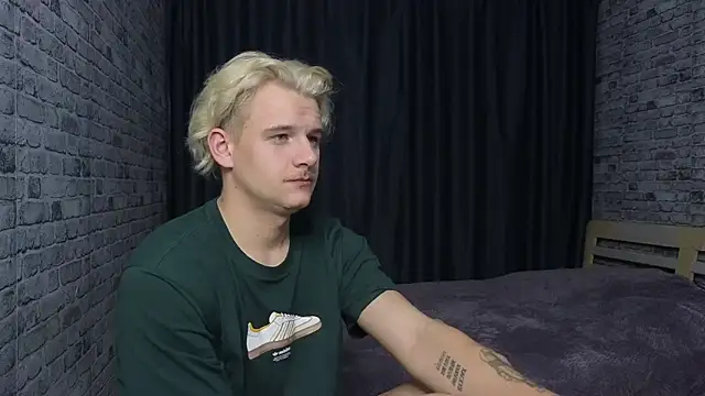koosssttyaa online show from 12.16.24