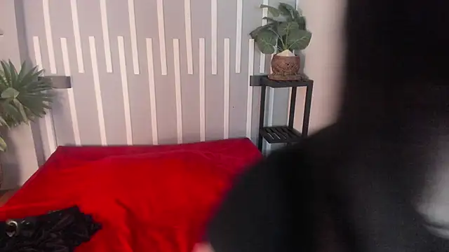 Scarlett  Fox   online show from 10.16.25