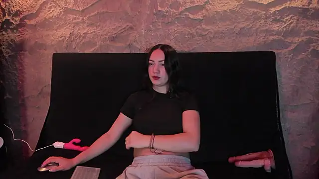 Scarlett  Fox   online show from 02.04.26