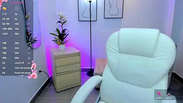 Bella-hadiid online show from 02.04.25