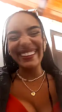 Snapshot of Sara-77 chatting on 02.14.25 Sara-77 online show from 02.14.25