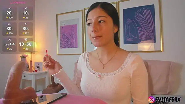 Eva depp online show from 09.25.25