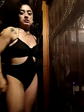 Lila Desiree online show from 12.05.24