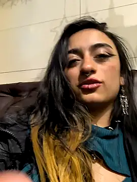 Lila Desiree online show from 12.27.24