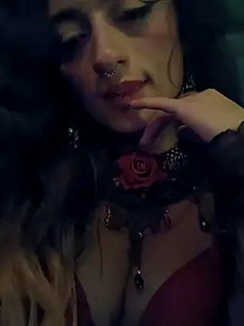 Lila Desiree online show from 03.06.25