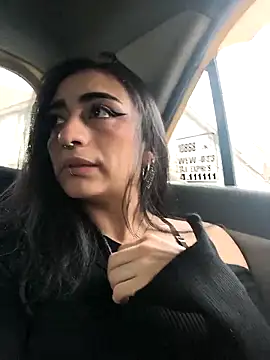 Lila Desiree online show from 11.12.25