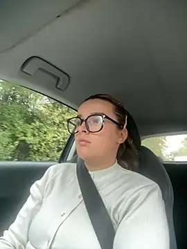 maisiesmithx online show from 10.15.25