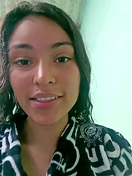 LolaBunnyAndBugsBunny online show from 12.03.24