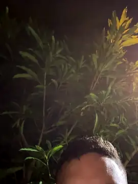 Snapshot of Erick-90 chatting on 10.05.25 Erick-90 online show from 10.05.25