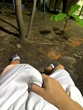 Snapshot of Erick-90 chatting on 10.18.25 Erick-90 online show from 10.18.25