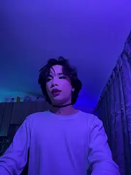 Snapshot of sue___0 chatting on 02.11.25 sue 0 online show from 02.11.25