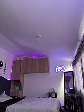 Snapshot of sue___0 chatting on 03.22.25 sue 0 online show from 03.22.25