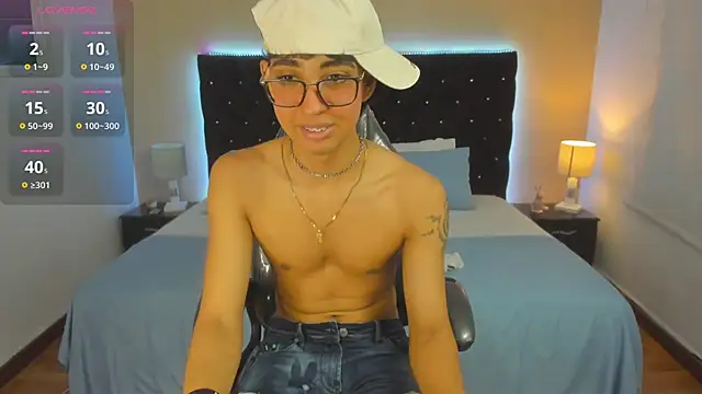 Dark hairy  online show from 01.07.25