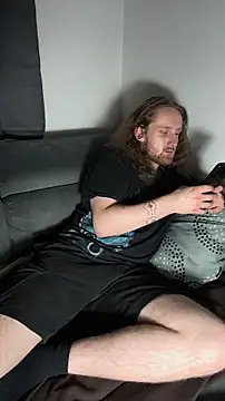 DrownMentallyyy online show from 04.11.26