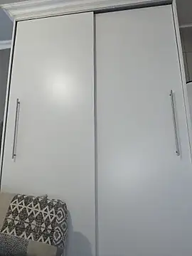 Snapshot of Zee_Online chatting on 10.04.25 Zee Online online show from 10.04.25