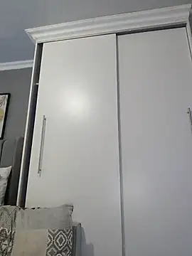 Snapshot of Zee_Online chatting on 10.10.25 Zee Online online show from 10.10.25